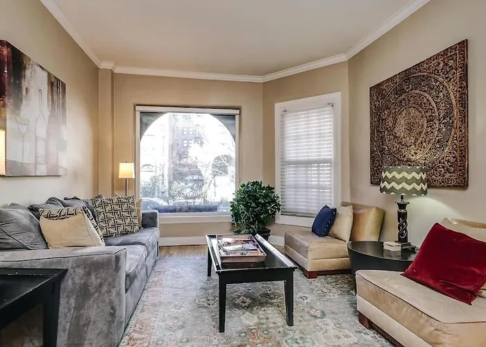 Apartamento Old-world Classic Building Downtown *