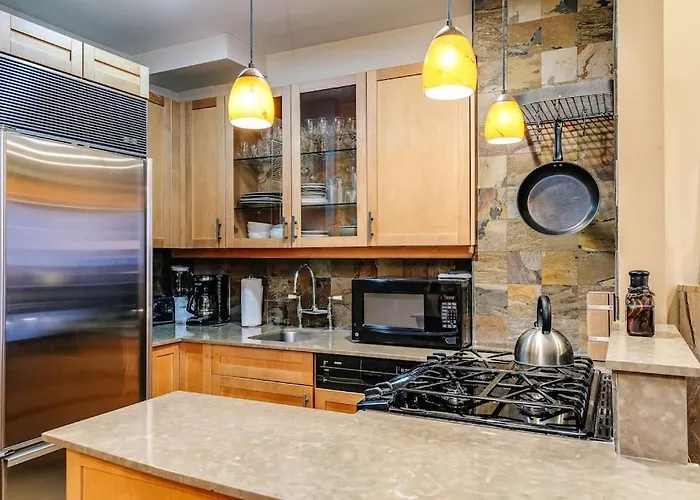Apartamento Old-world Classic Building Downtown *