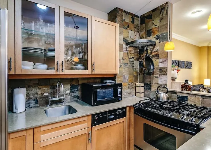 Apartamento Old-world Classic Building Downtown *